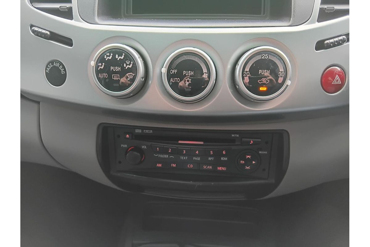 2013 Mitsubishi Triton GLX-R MN 4X4