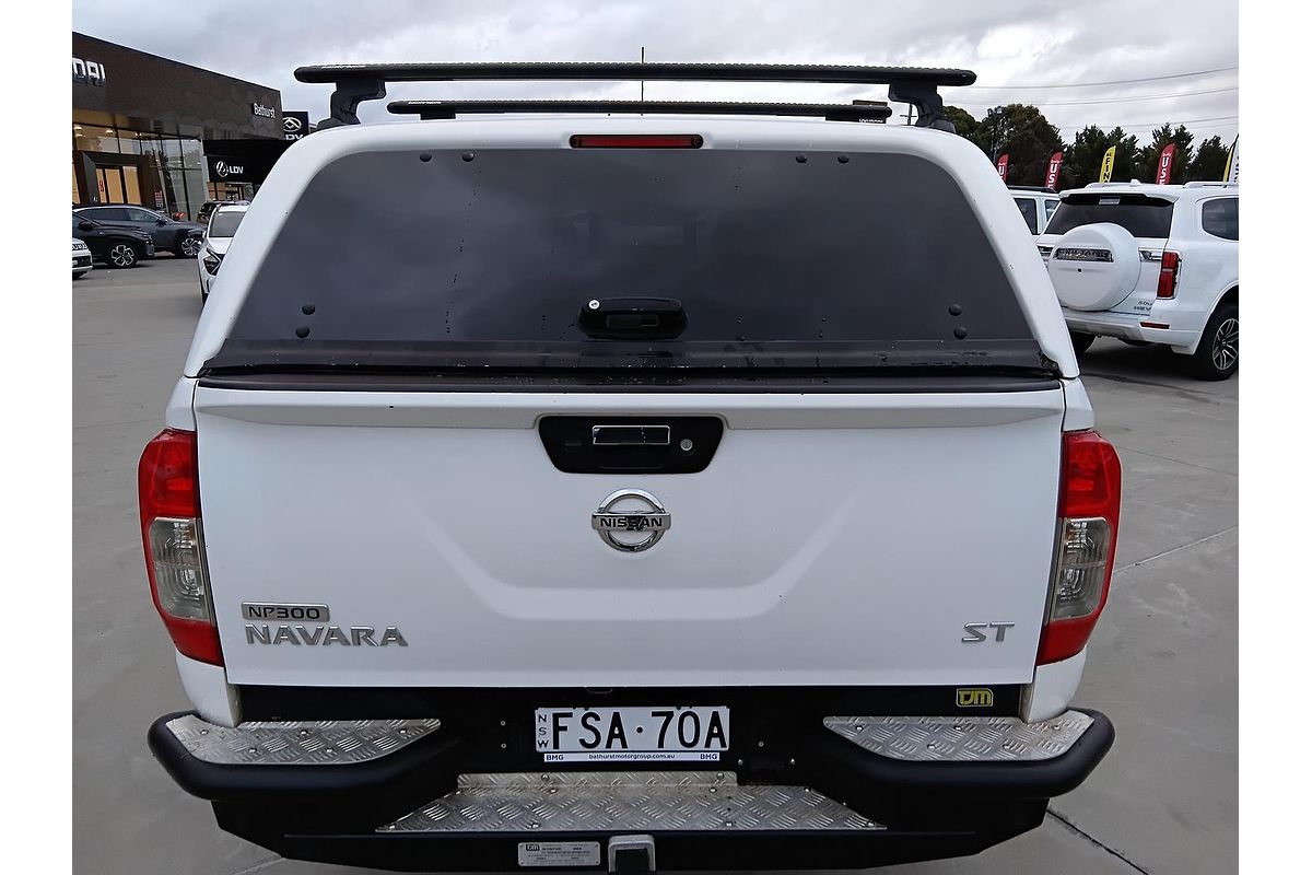 2015 Nissan Navara ST D23 4X4