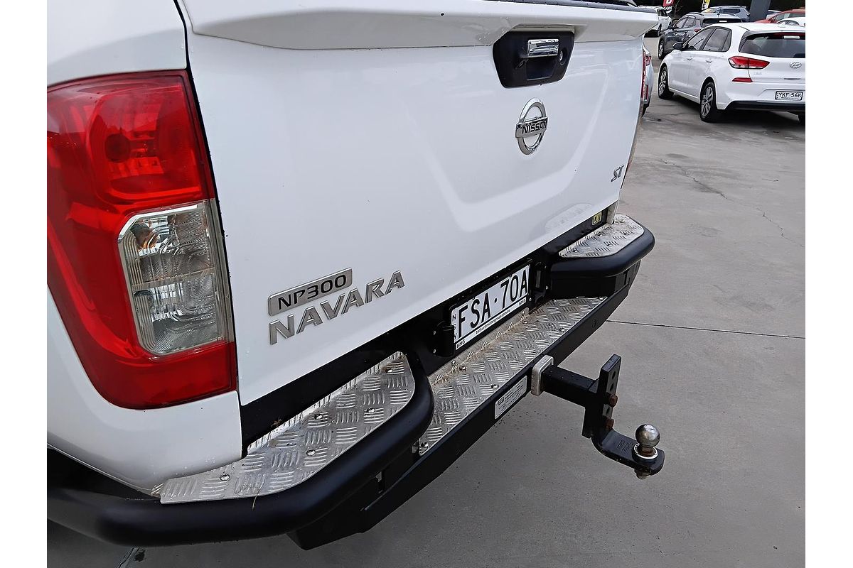2015 Nissan Navara ST D23 4X4