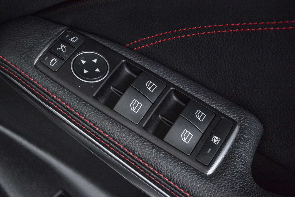 2016 Mercedes-Benz GLA-Class GLA250 X156