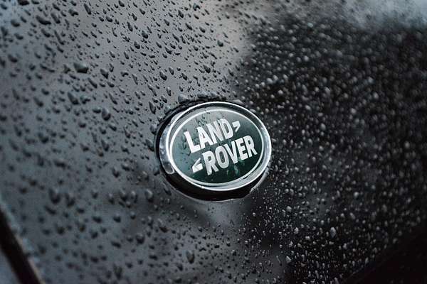 2022 Land Rover Defender 90 P525 V8 L663
