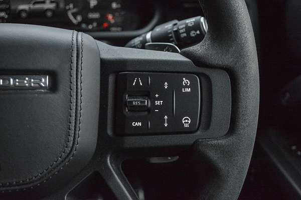 2022 Land Rover Defender 90 P525 V8 L663