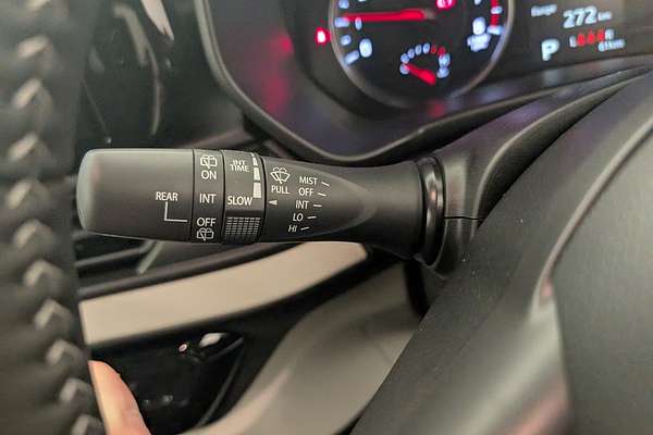 2025 Suzuki Swift Hybrid Plus UZ