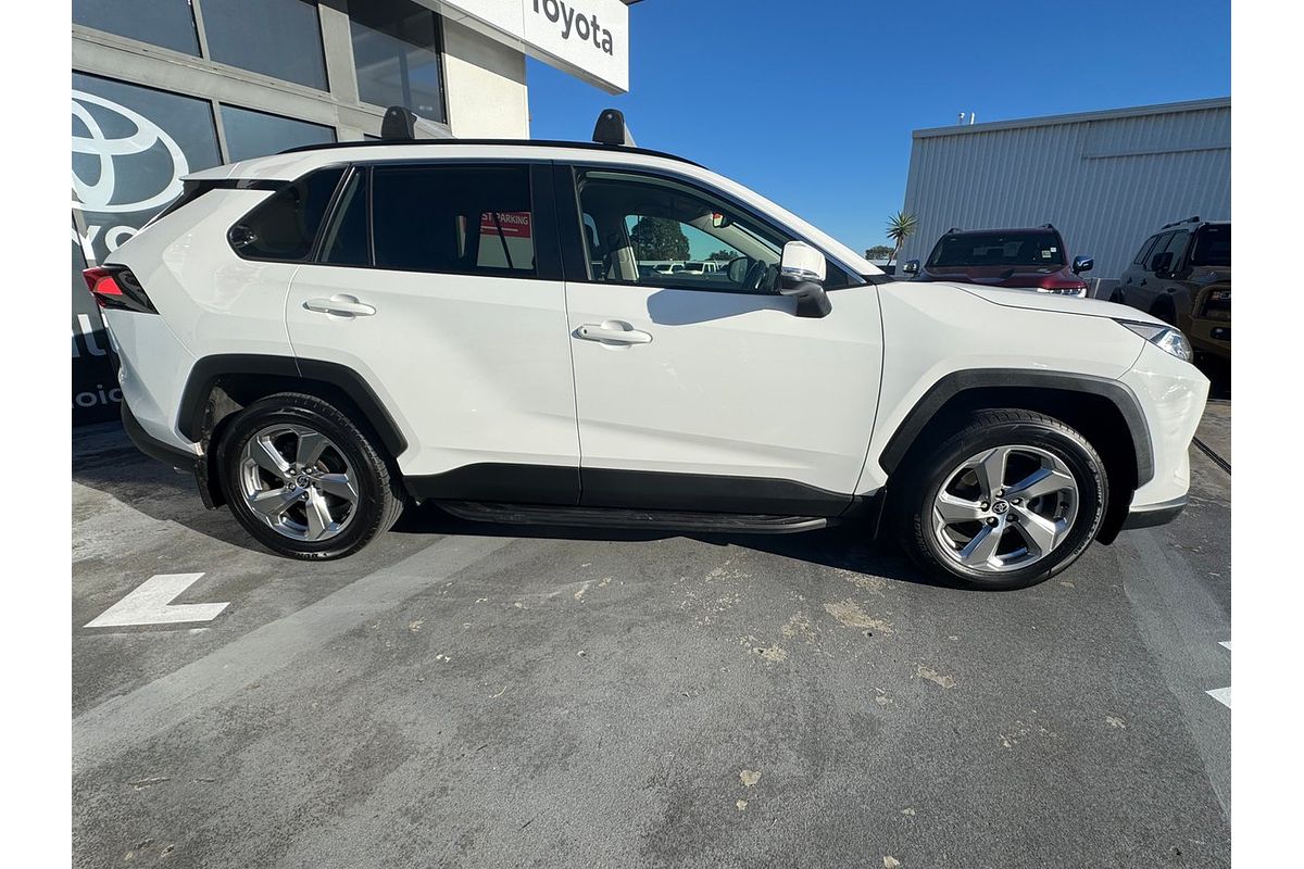 2020 Toyota RAV4 GXL AXAH52R