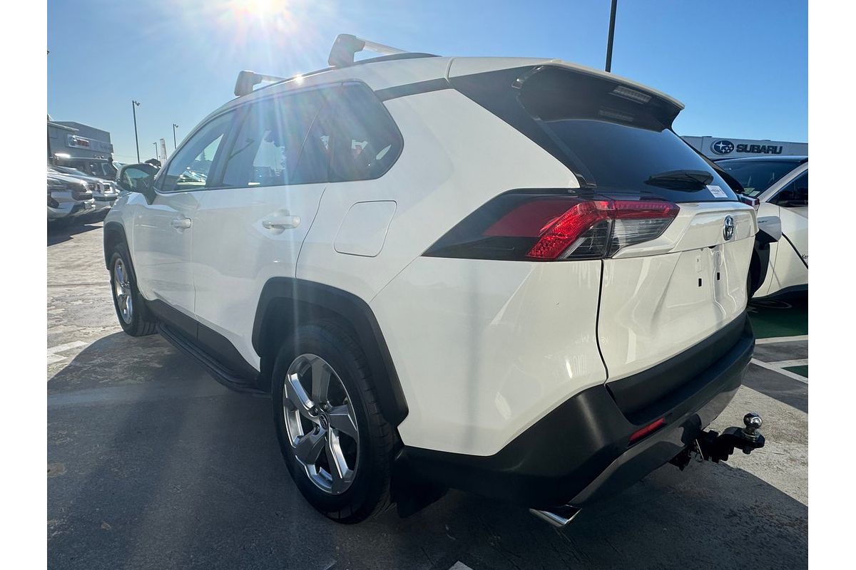 2020 Toyota RAV4 GXL AXAH52R