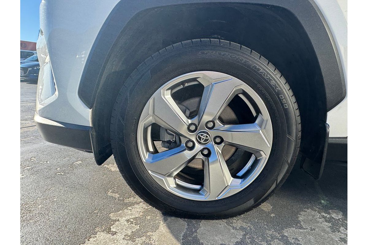 2020 Toyota RAV4 GXL AXAH52R