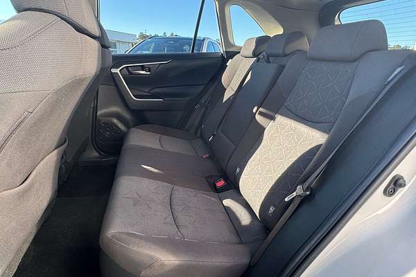 2020 Toyota RAV4 GXL AXAH52R