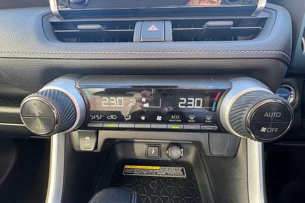 2020 Toyota RAV4 GXL AXAH52R