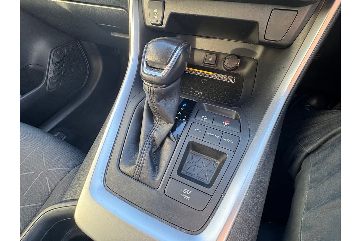 2020 Toyota RAV4 GXL AXAH52R