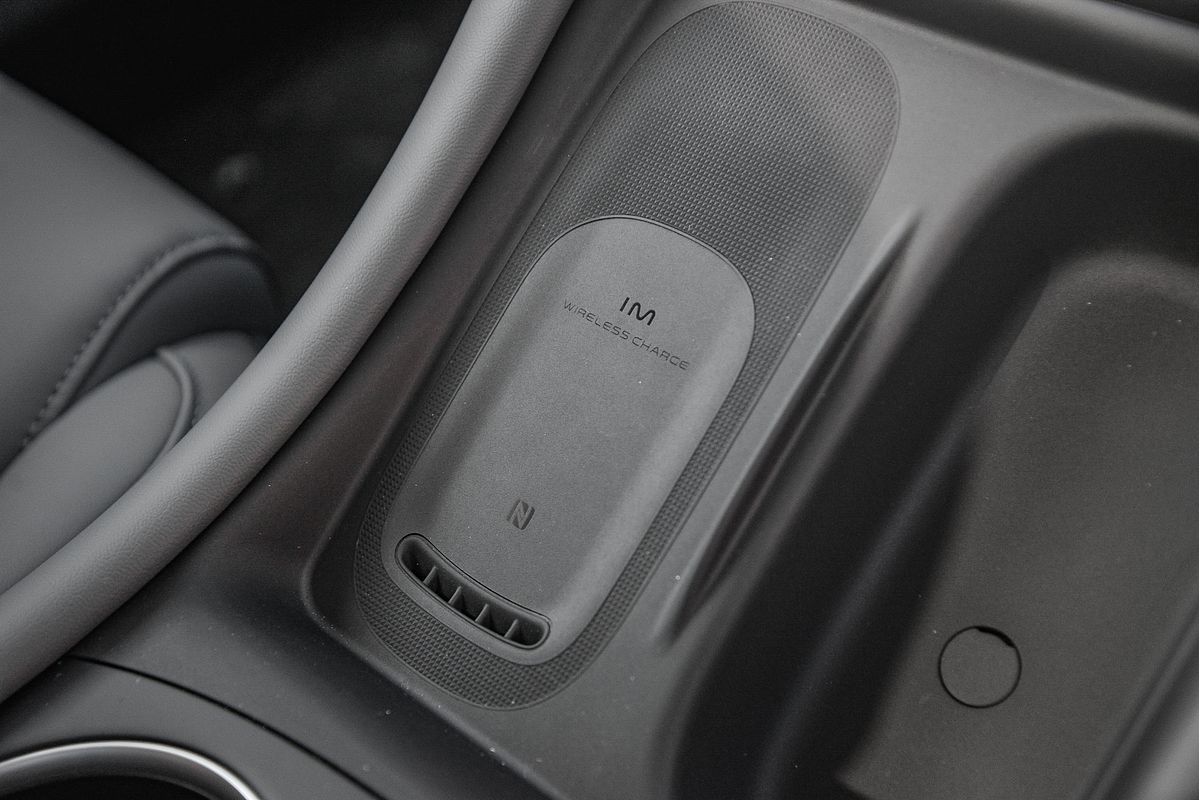 2025 MG IM5 Performance P12L