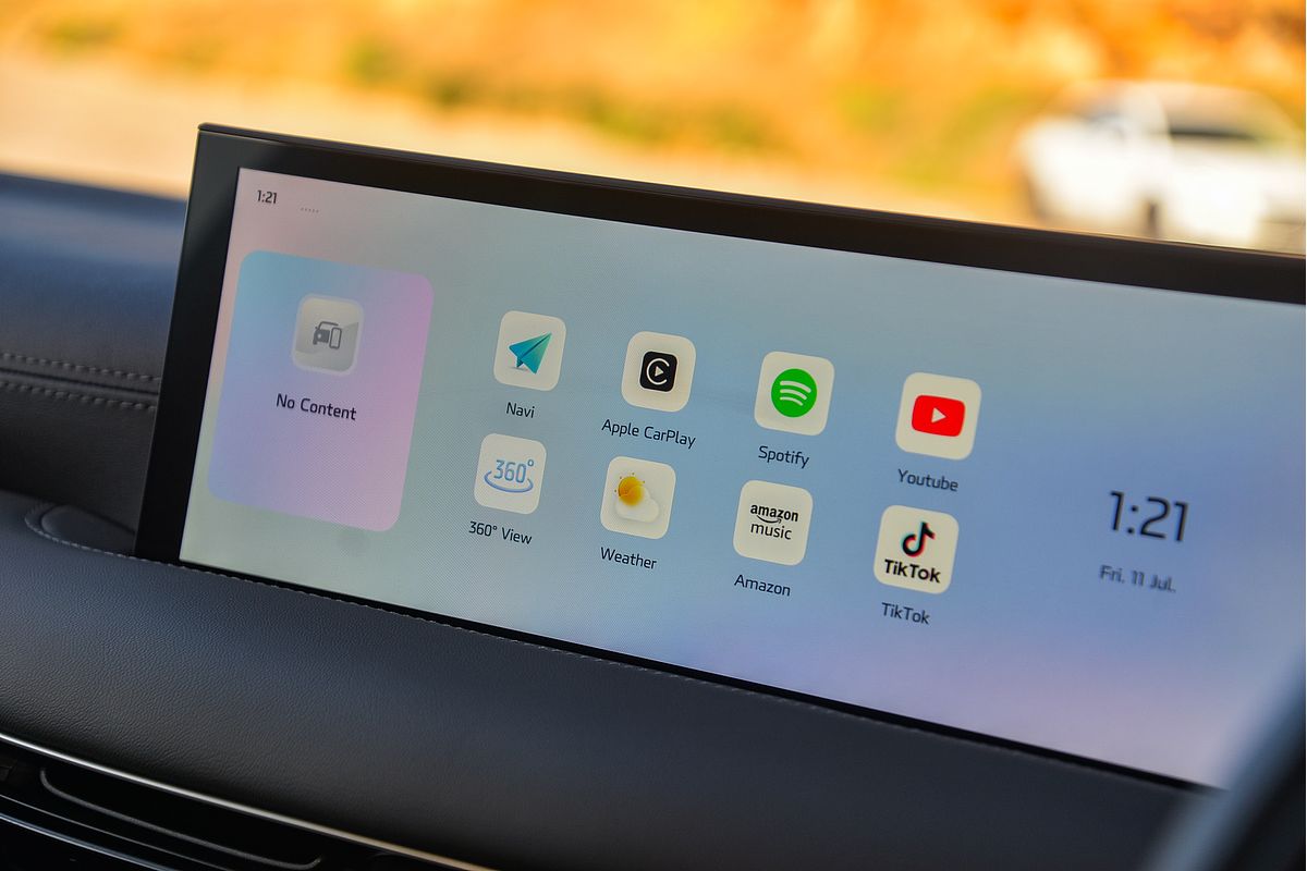 2025 MG IM5 Performance P12L