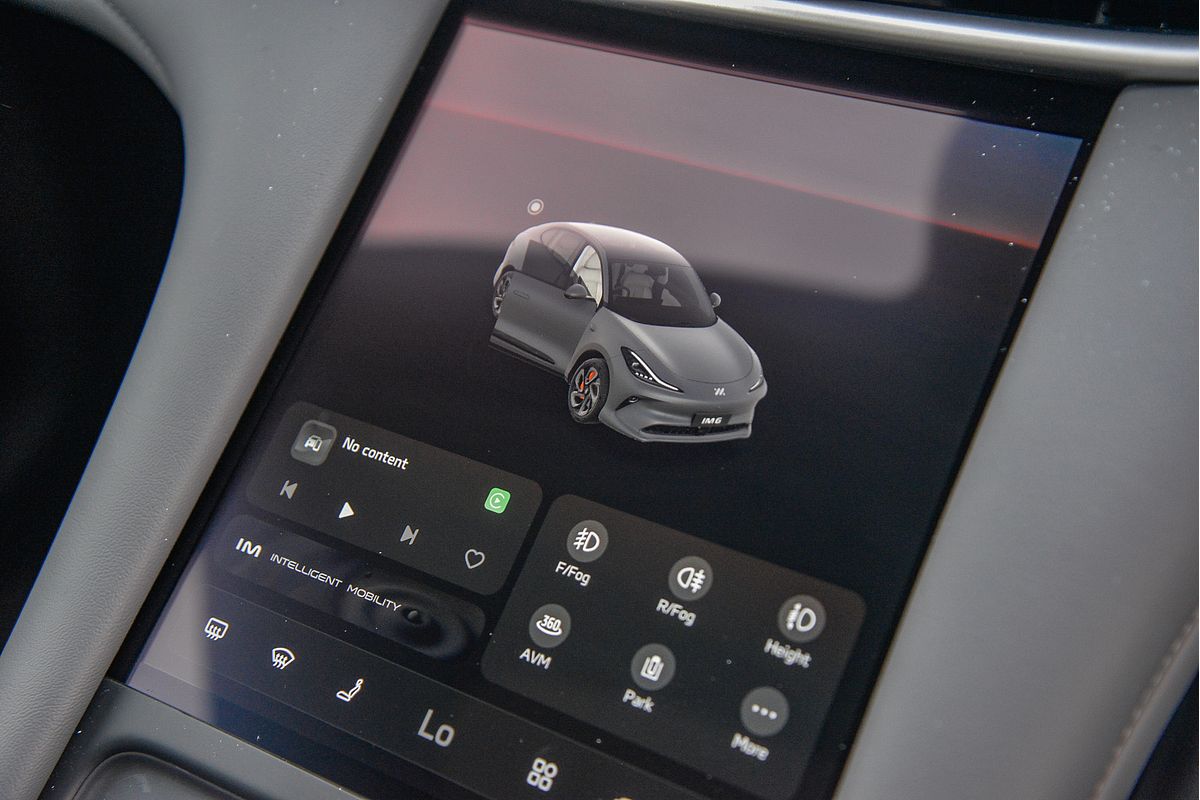 2025 MG IM6 Performance S12L