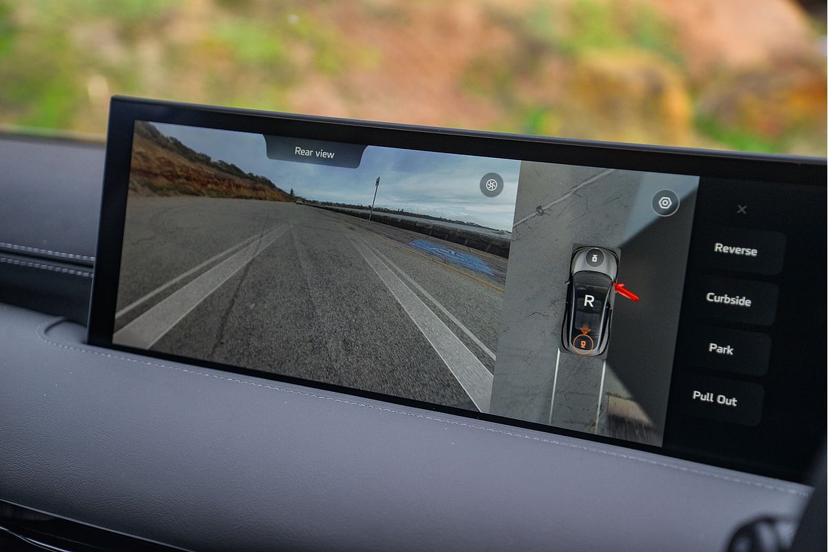 2025 MG IM6 Performance S12L