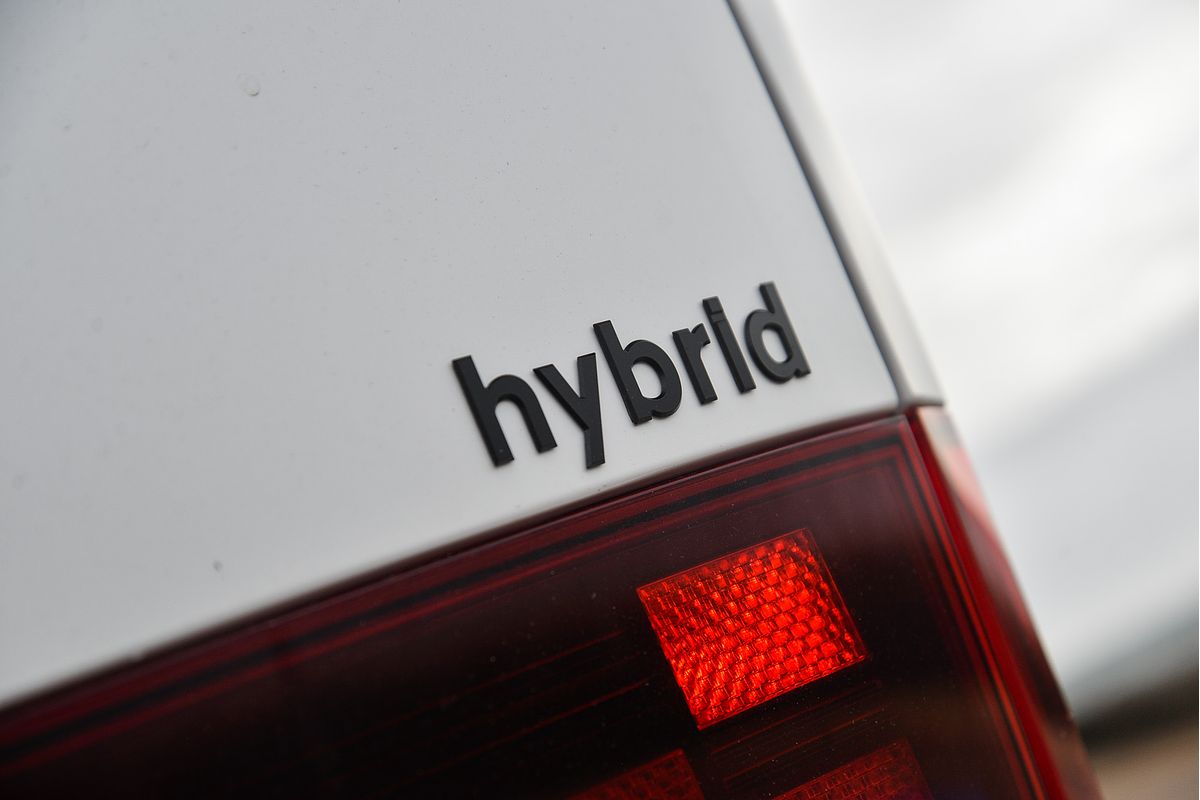 2025 Hyundai Santa Fe Hybrid Calligraphy MX5.V1