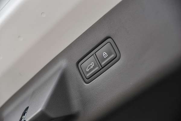 2025 Hyundai Santa Fe Hybrid Calligraphy MX5.V1