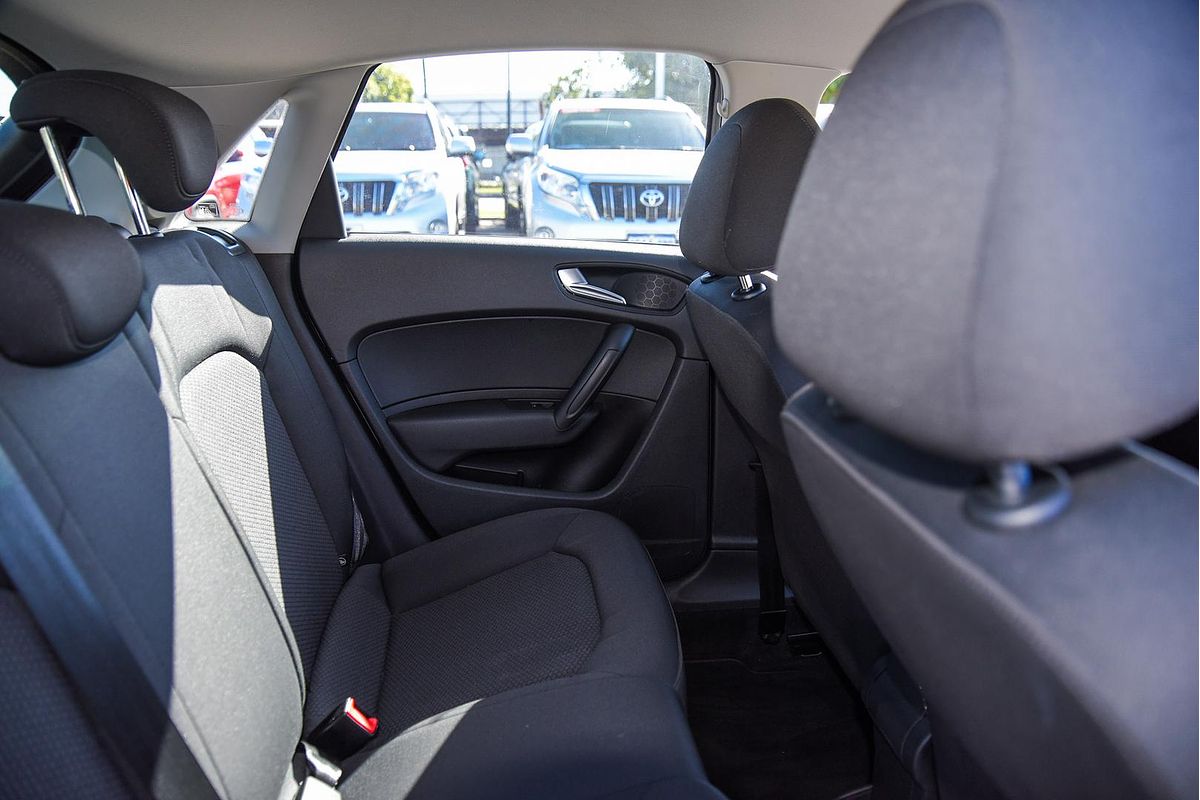2014 Audi A1 Attraction 8X