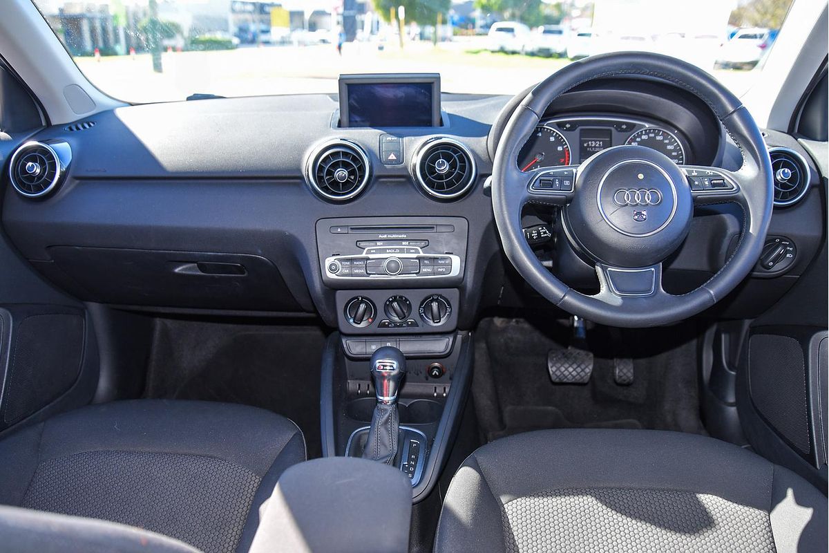 2014 Audi A1 Attraction 8X