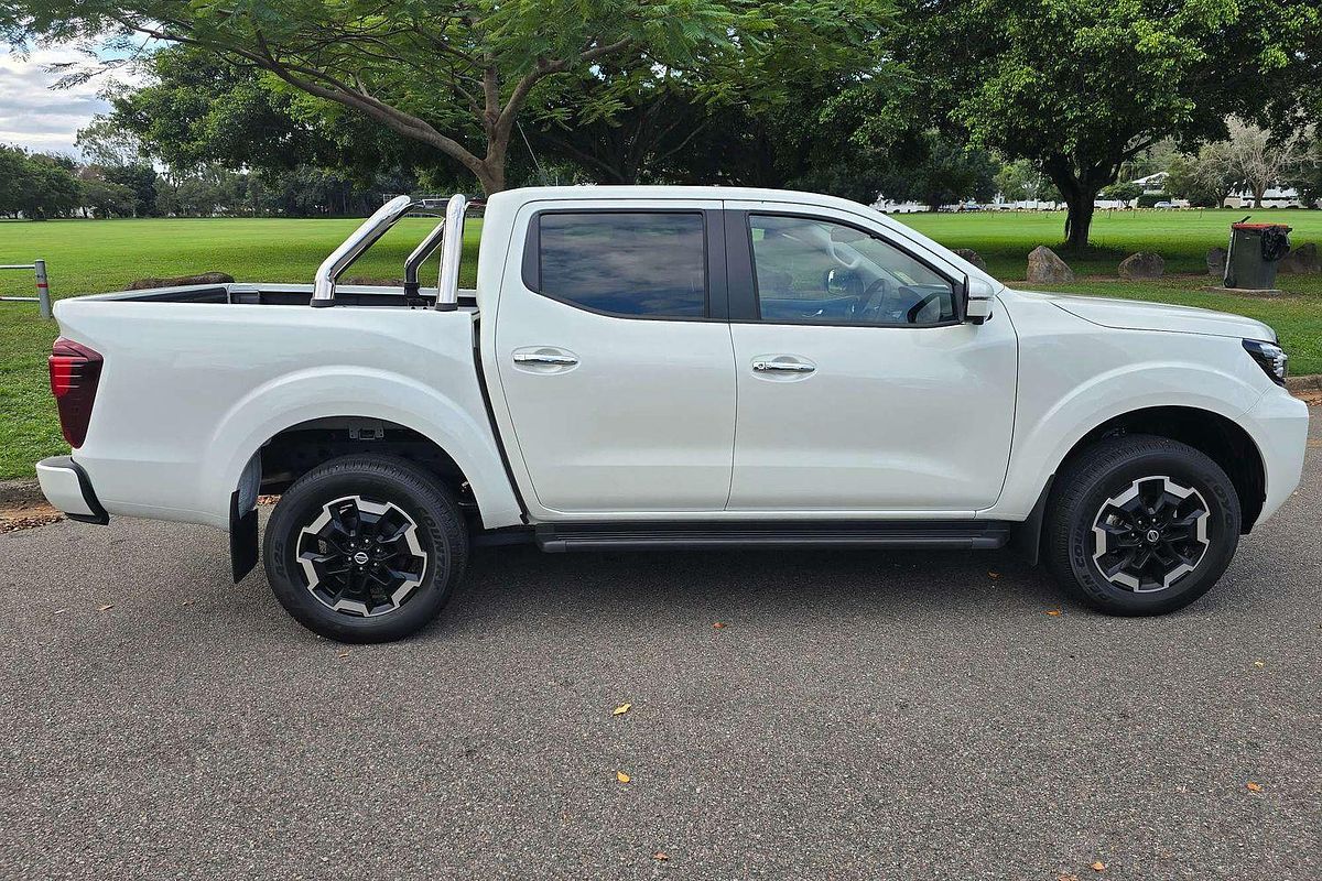 2024 Nissan Navara ST-X D23 4X4