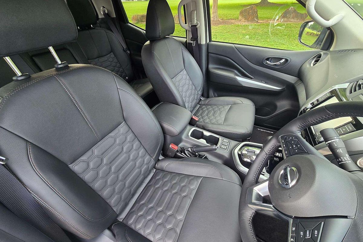 2024 Nissan Navara ST-X D23 4X4
