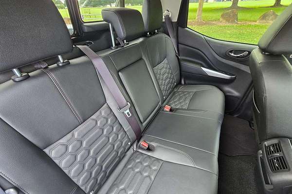 2024 Nissan Navara ST-X D23 4X4