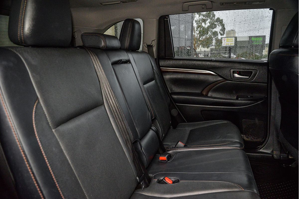 2015 Toyota Kluger Grande GSU55R