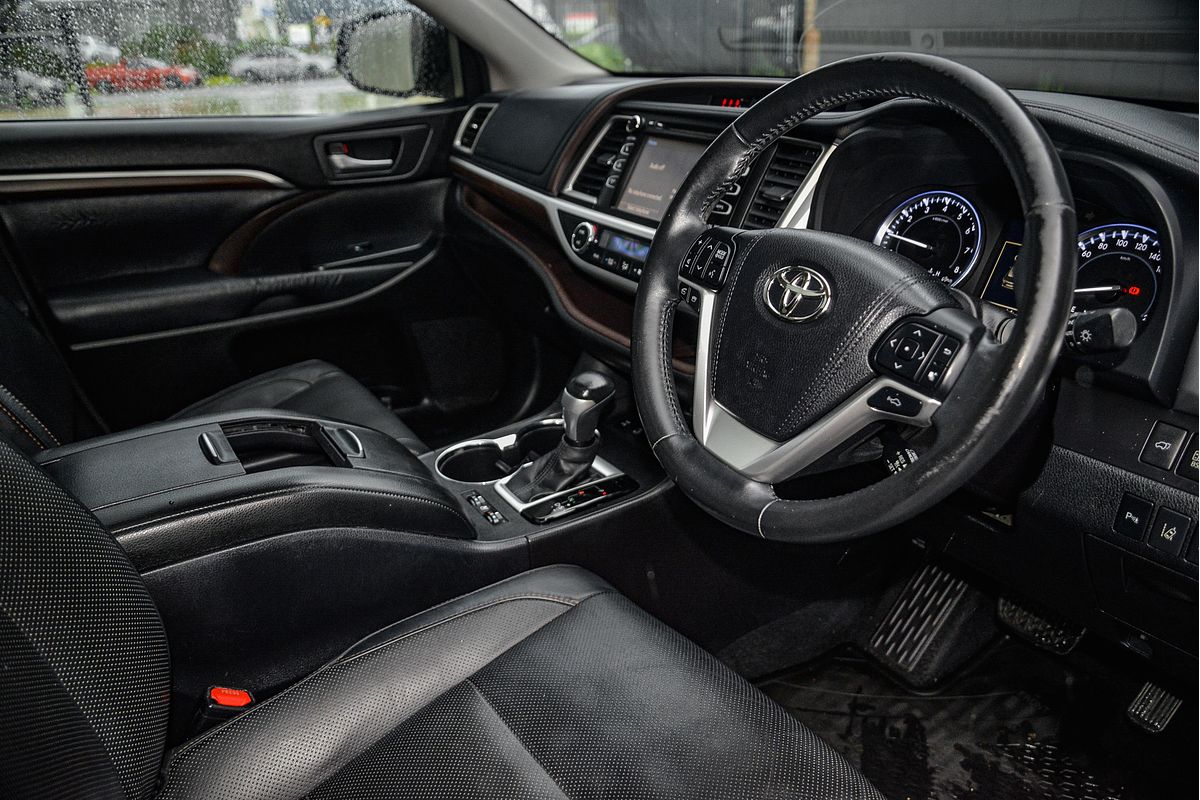 2015 Toyota Kluger Grande GSU55R