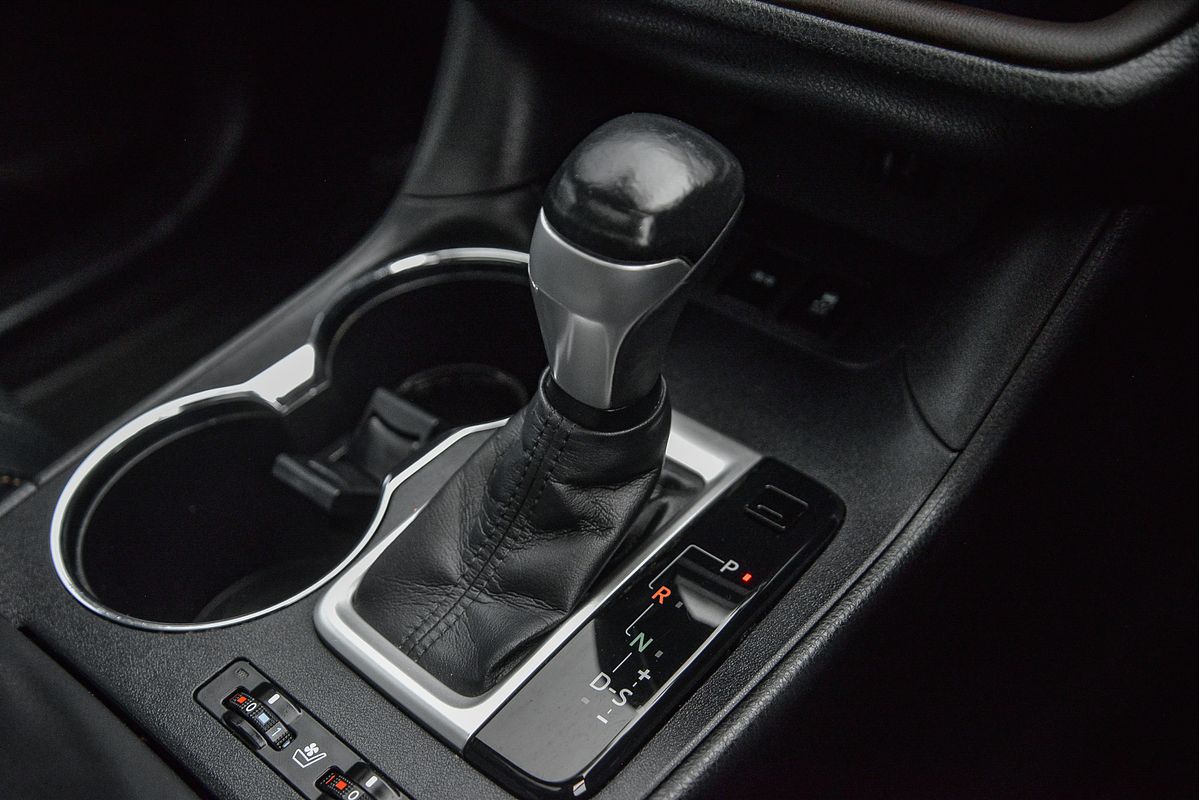 2015 Toyota Kluger Grande GSU55R