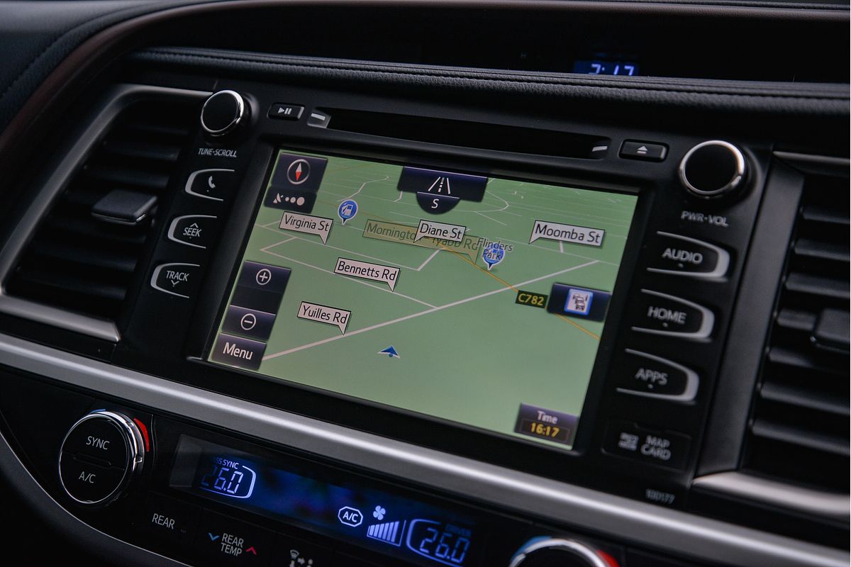 2015 Toyota Kluger Grande GSU55R