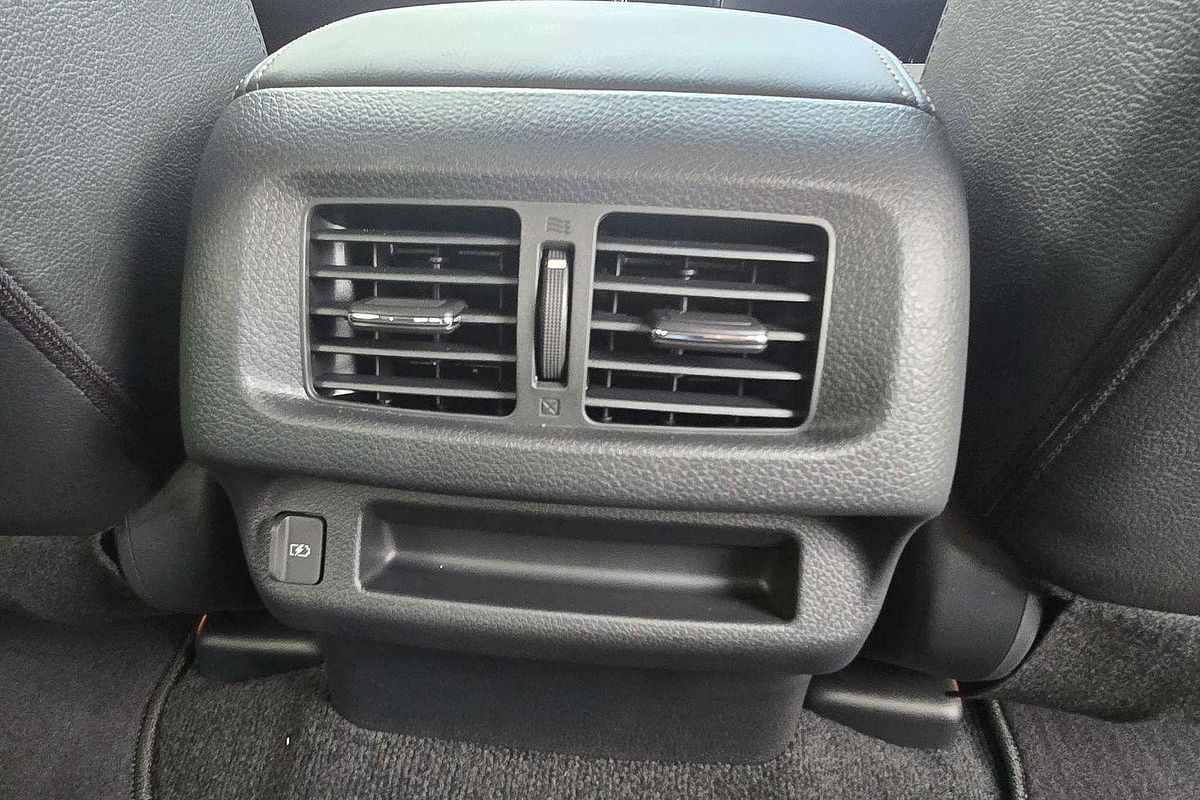 2024 Nissan Navara ST-X D23 4X4