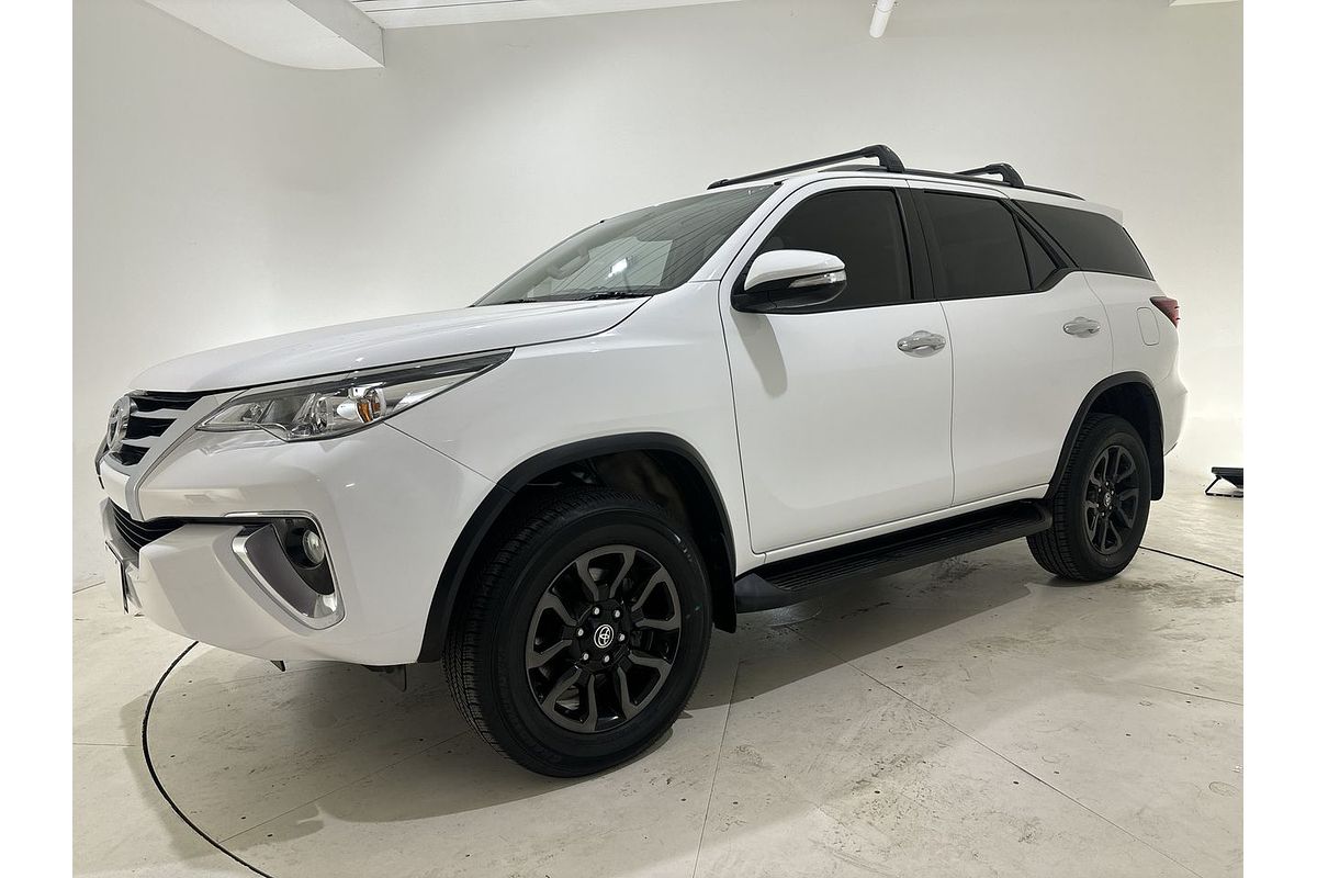 2015 Toyota Fortuner GXL GUN156R