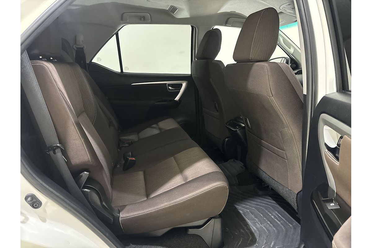 2015 Toyota Fortuner GXL GUN156R