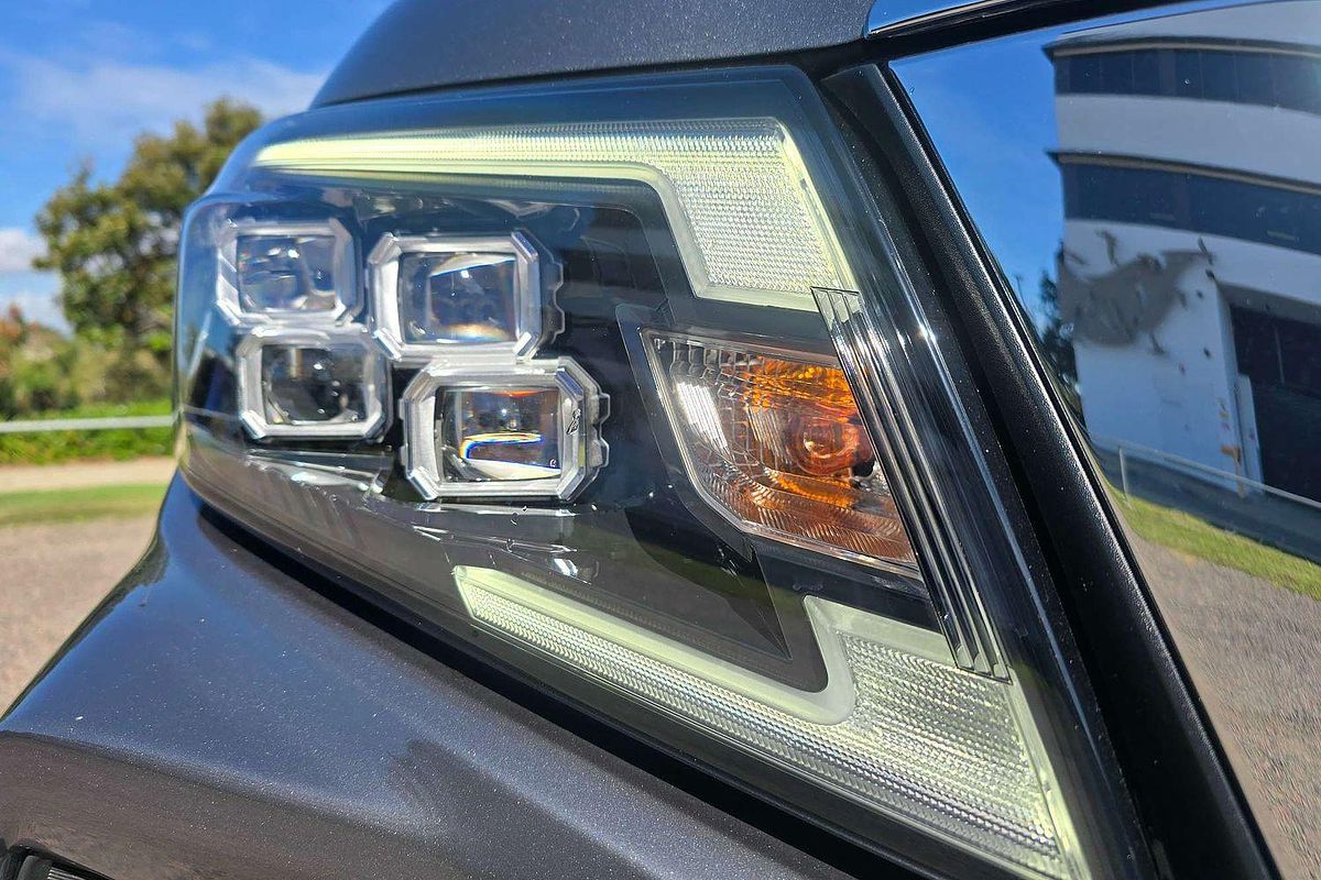 2024 Nissan Navara ST-X D23 4X4