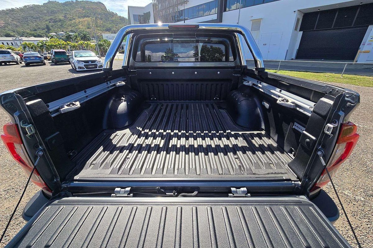 2024 Nissan Navara ST-X D23 4X4