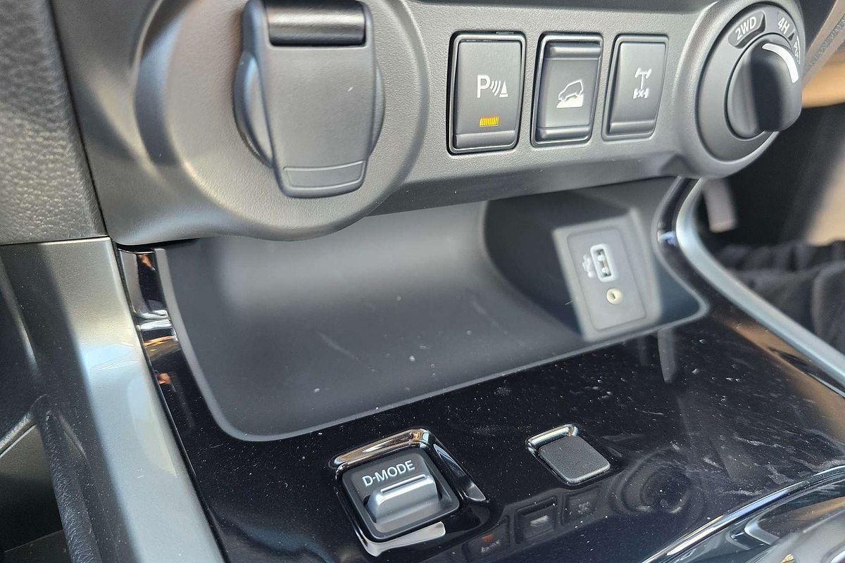 2024 Nissan Navara ST-X D23 4X4