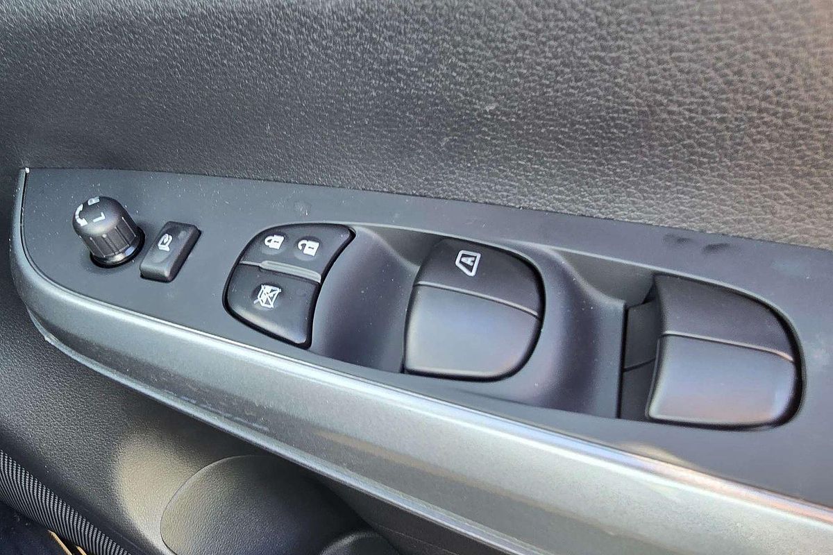 2024 Nissan Navara ST-X D23 4X4