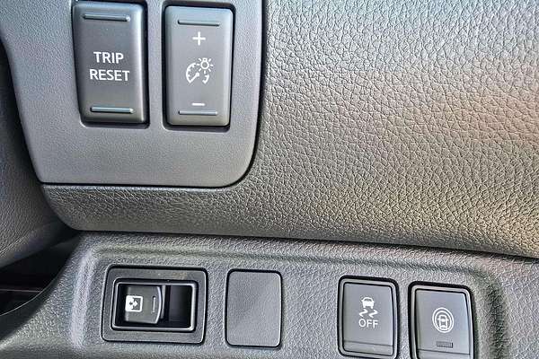 2024 Nissan Navara ST-X D23 4X4