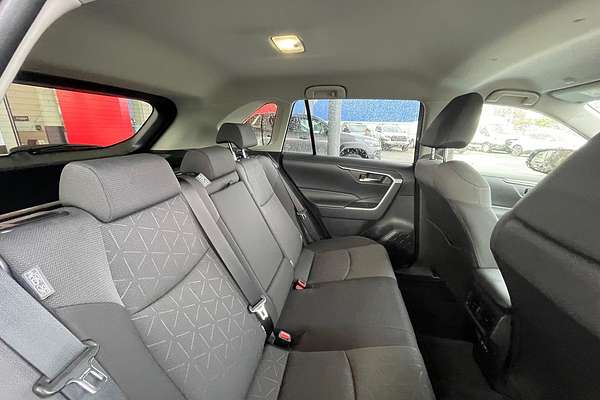 2025 Toyota RAV4 GXL AXAH52R