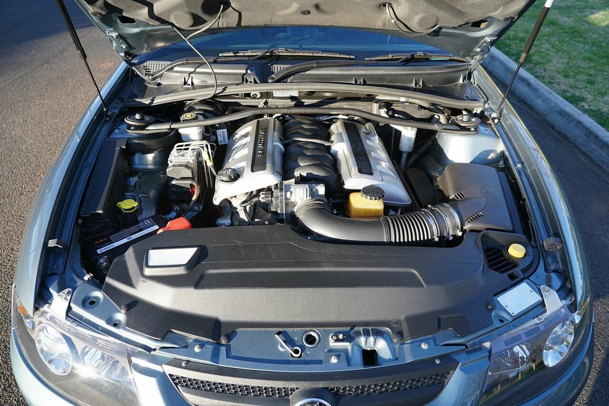 2005 Holden Monaro CV8 VZ