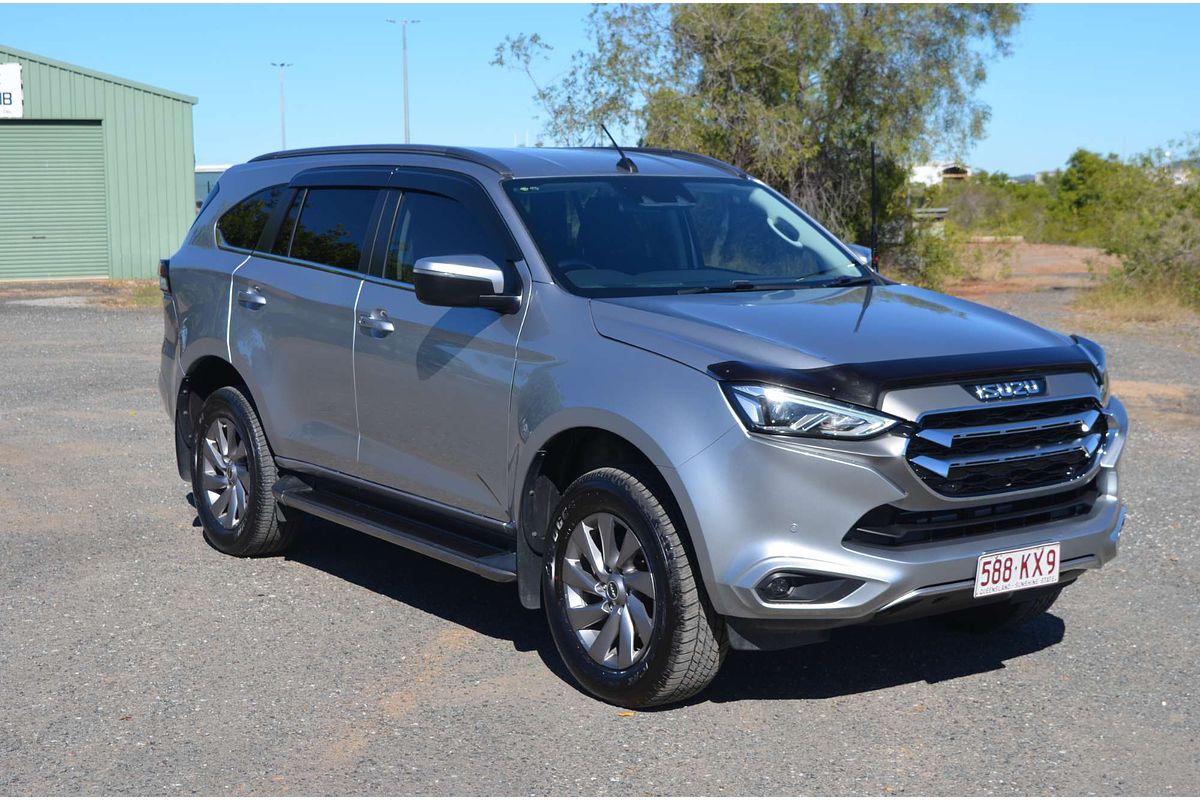 2022 Isuzu MU-X LS-U