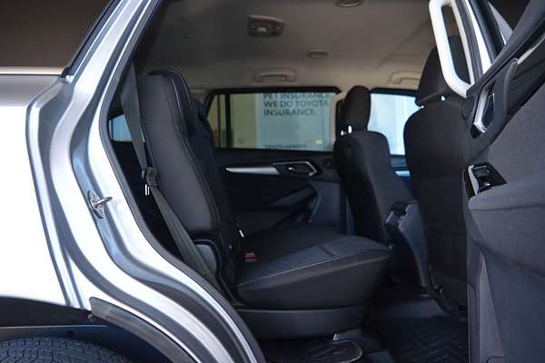 2022 Isuzu MU-X LS-U