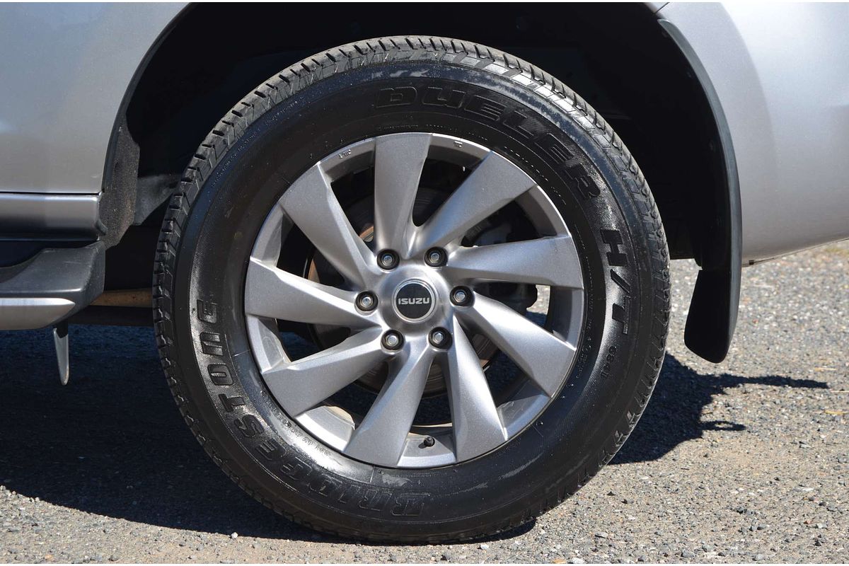 2022 Isuzu MU-X LS-U