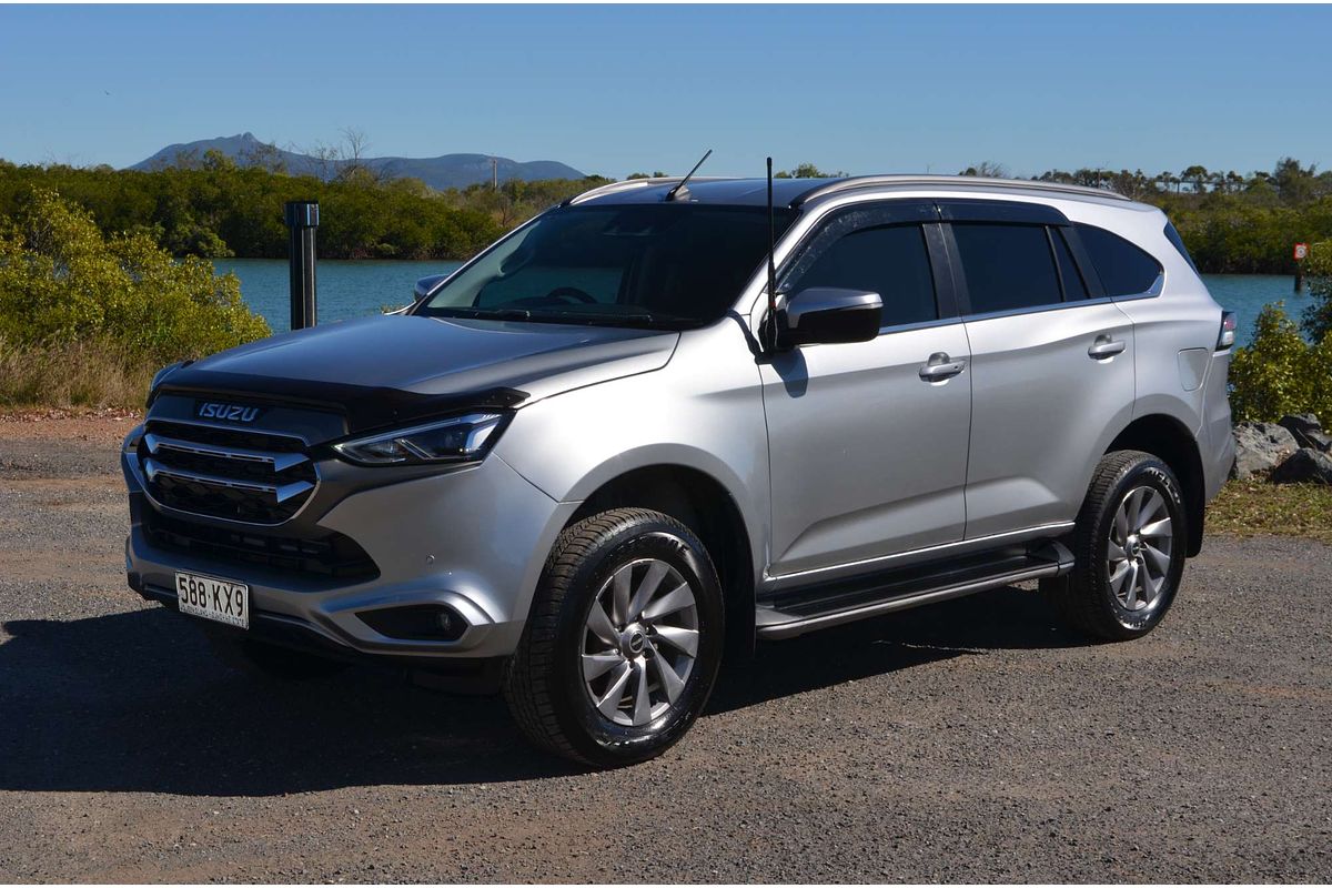 2022 Isuzu MU-X LS-U