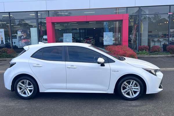 2020 Toyota Corolla Ascent Sport Hybrid ZWE211R