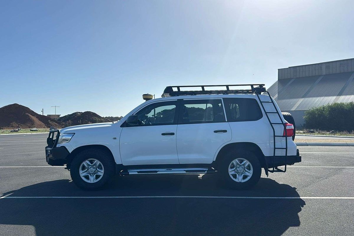 2018 Toyota Landcruiser GX VDJ200R