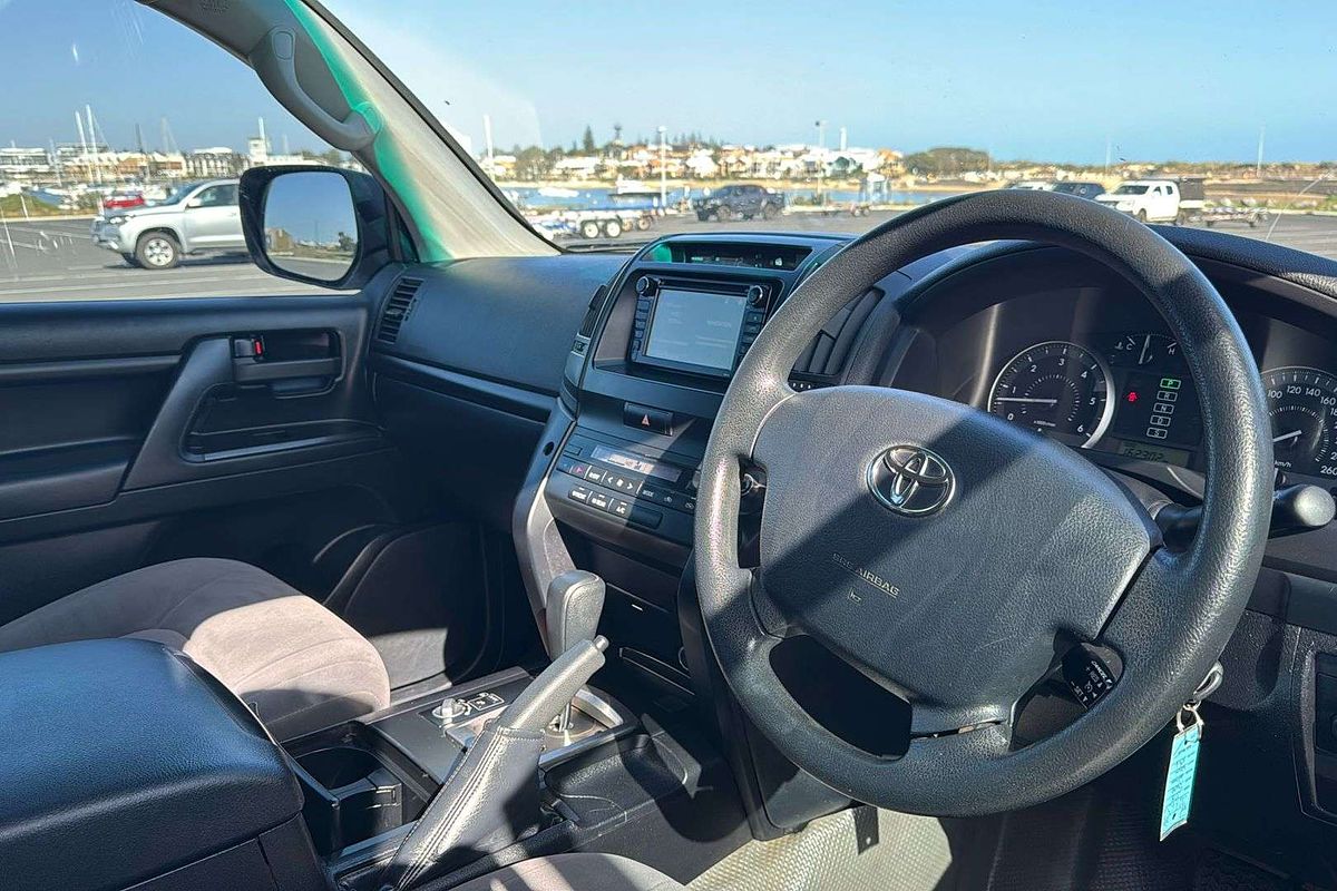 2018 Toyota Landcruiser GX VDJ200R