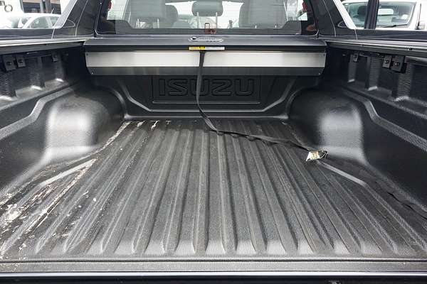 2025 Isuzu D-MAX X-TERRAIN 4X4
