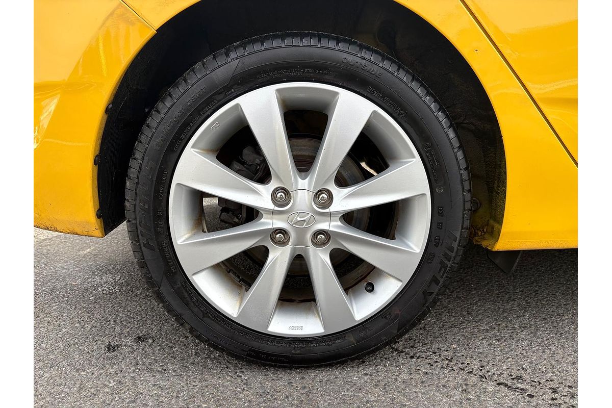 2018 Hyundai Accent Sport RB6