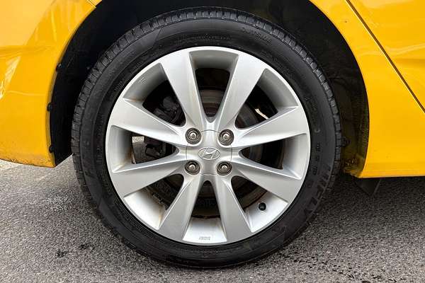 2018 Hyundai Accent Sport RB6