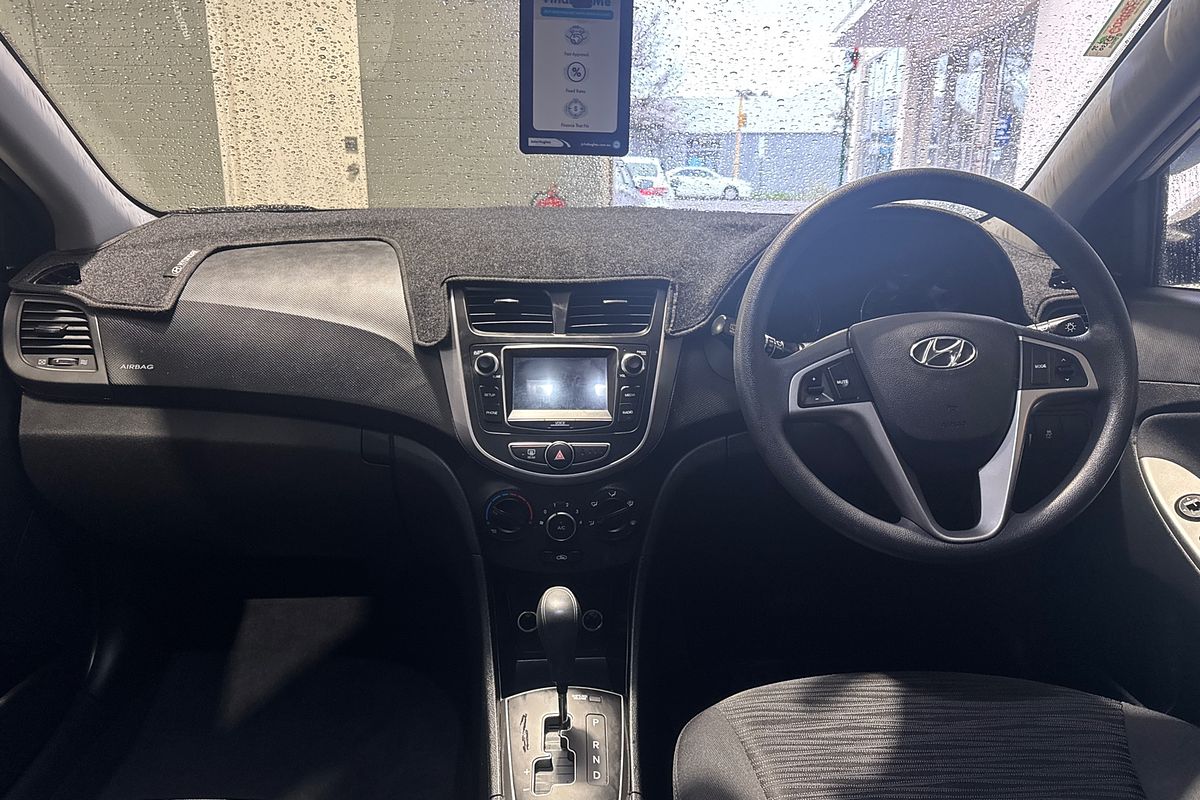 2016 Hyundai Accent Active RB4