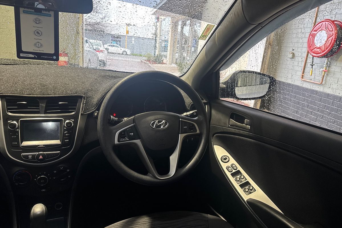2016 Hyundai Accent Active RB4